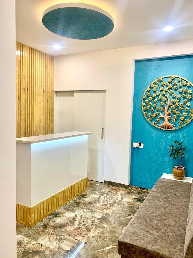 Mumbai House-lig Behind Chl Hospital Apartment Indore